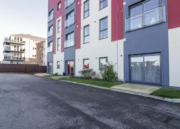 1 Astor Court