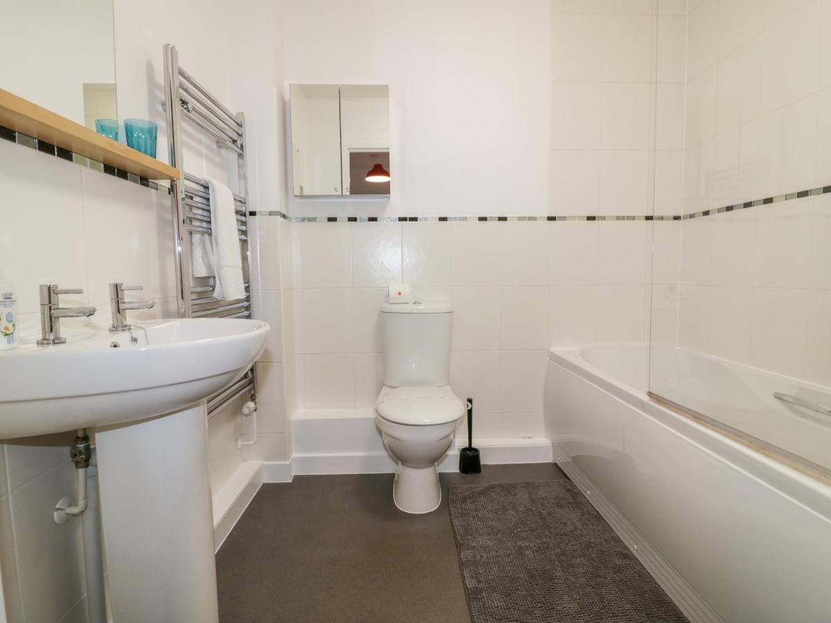1 Astor Court Newquay (Cornwall)